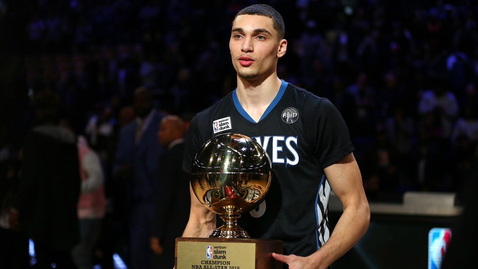 从步行者爆冷新疆队到2026世界杯,霍勒迪的接管时刻